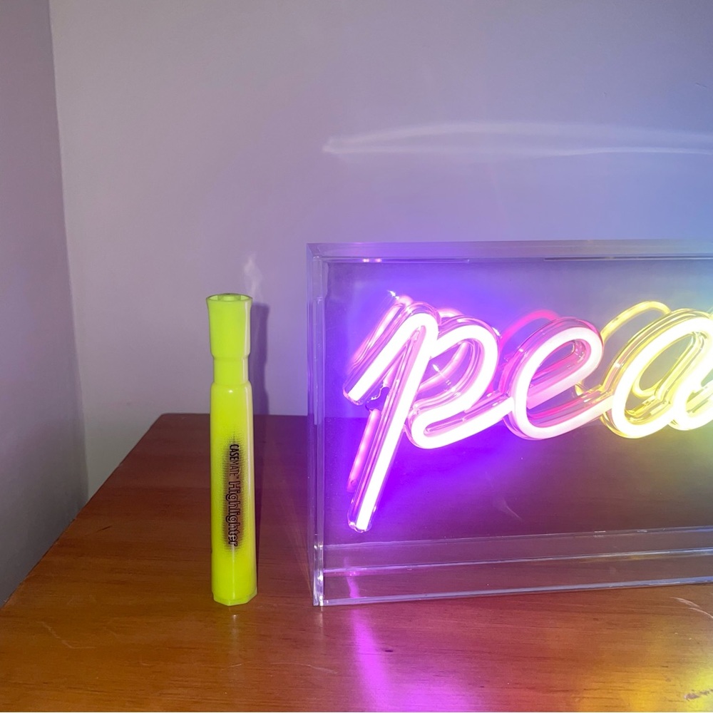 LED Pride Sign Rainbow Peace - Picture 3 of 4